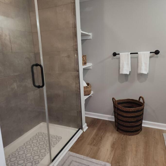 Apartment Stylish Near Airport *