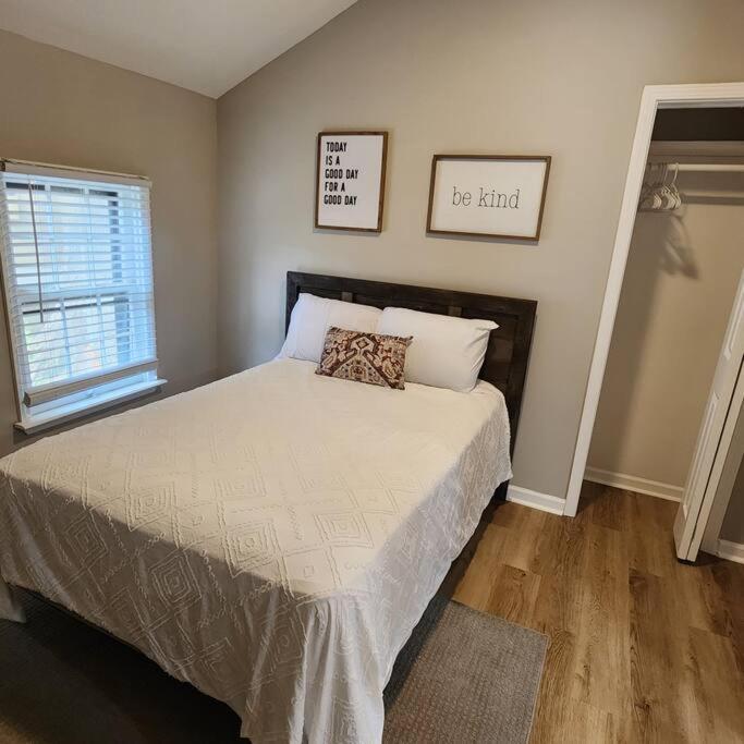Apartment Stylish Near Airport *