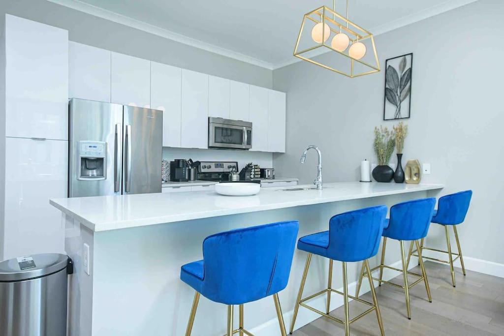 The Bleu Oasis Apartment *