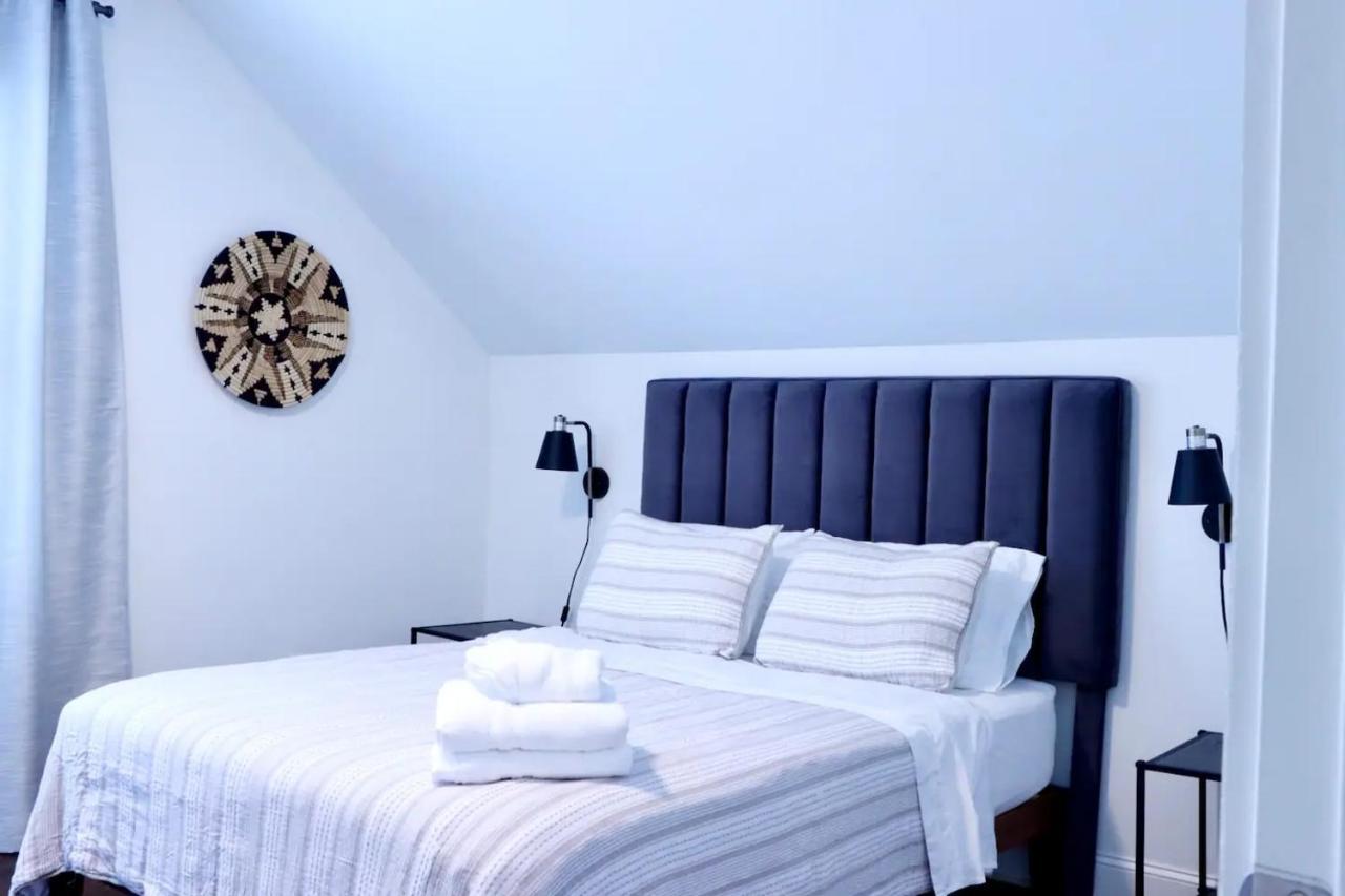 The Monopoly House - Your Ideal Retreat In The Heart Of Holiday home