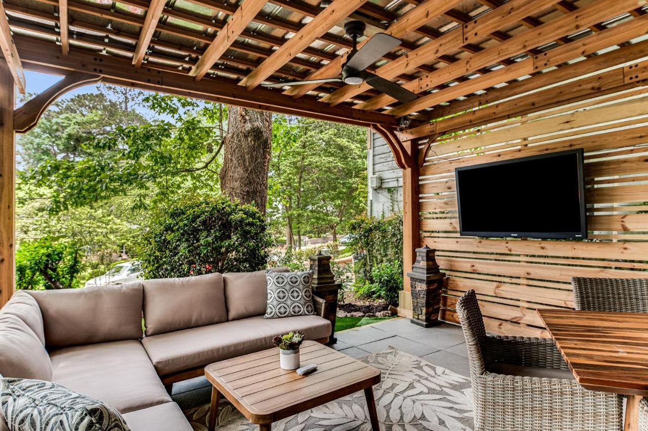 Holiday home Pine - Luxe Near Everything Hot Tub Patio Atlanta