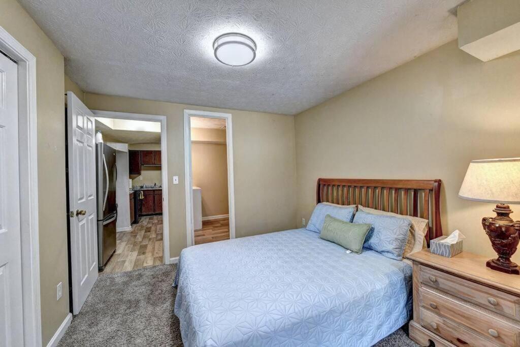 Holiday home Gorgeous 5-bedroom In Midtown- Sleeps 15 *