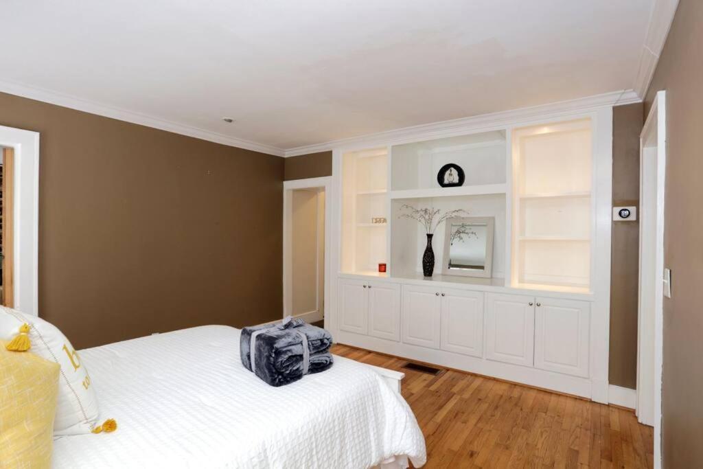 Gem In Midtown 4bedroom Home-11 Holiday home