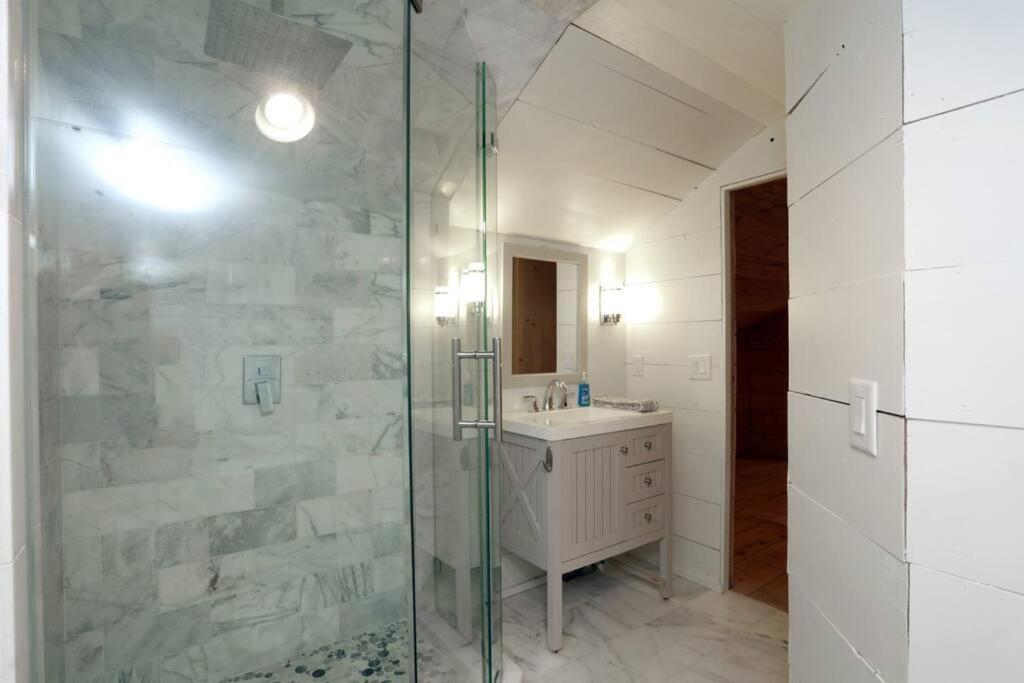 Gem In Midtown 4bedroom Home-11 *
