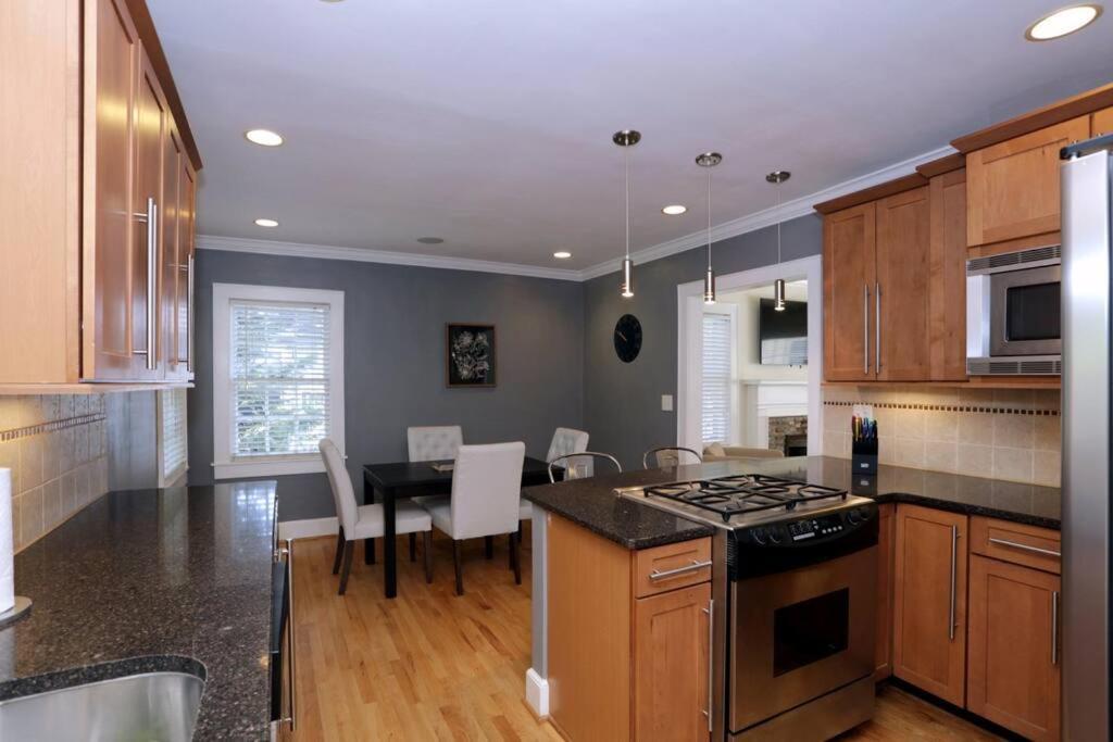 Holiday home Gem In Midtown 4bedroom Home-11 Atlanta