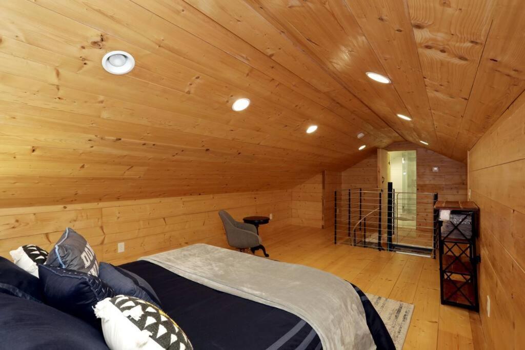 Holiday home Gem In Midtown 4bedroom Home-11 *