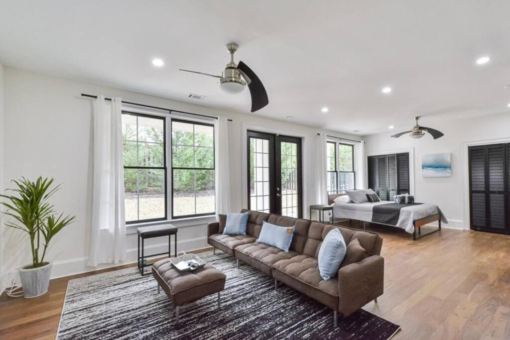 Holiday home Modern Rooftop In Midtown *