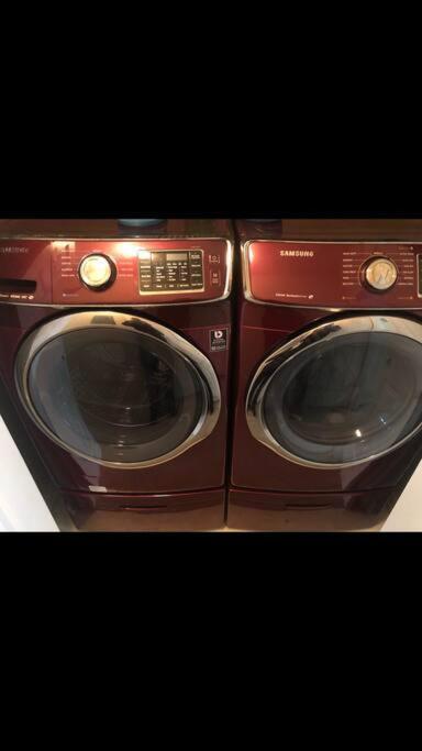 9 Mins Tyler Perry Studios, Downtown & Atl Airport