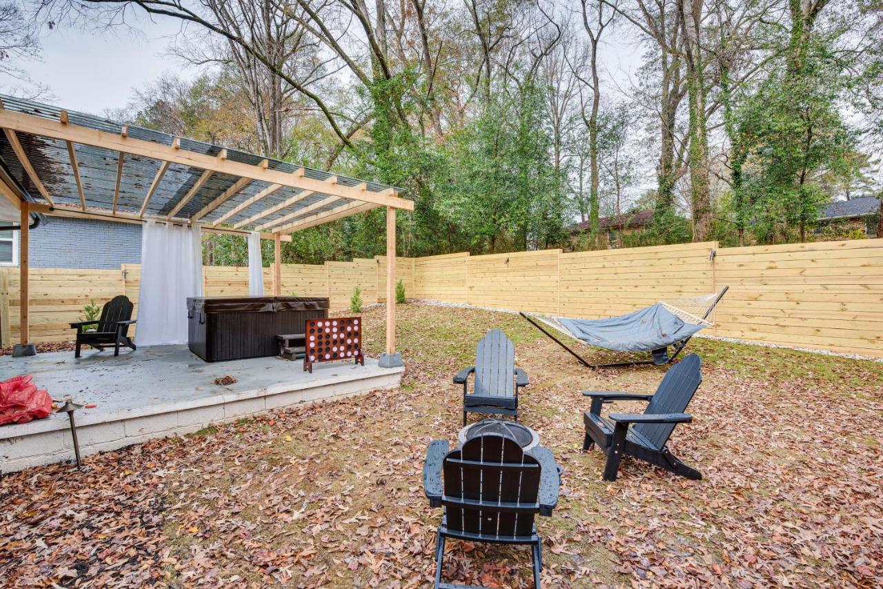 Modern Retreat Private Hot Tub And Yard! *