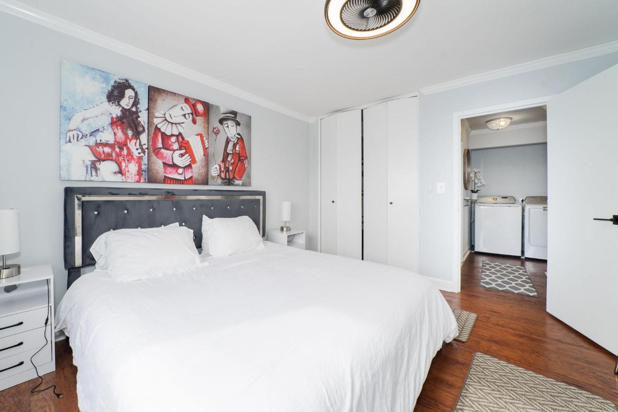 21floor-renovated 2br,1bath King And Queen Bed And Parking * Atlanta