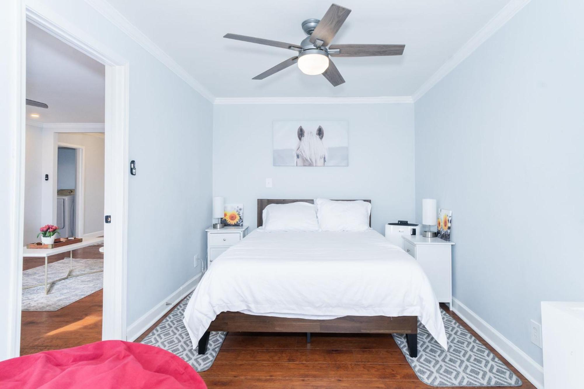 21floor-renovated 2br,1bath King And Queen Bed And Parking Atlanta