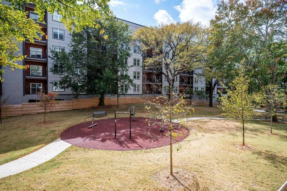 Brand-new Parkview With Balcony In Old Fourth Ward 542blvd *