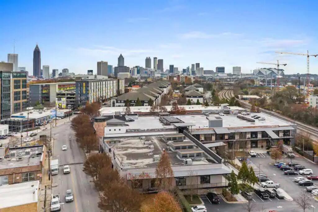 Grove Park- 'newly Renovated' Home- Just Mins From Midtown/downtown Atlanta. Holiday home Atlanta