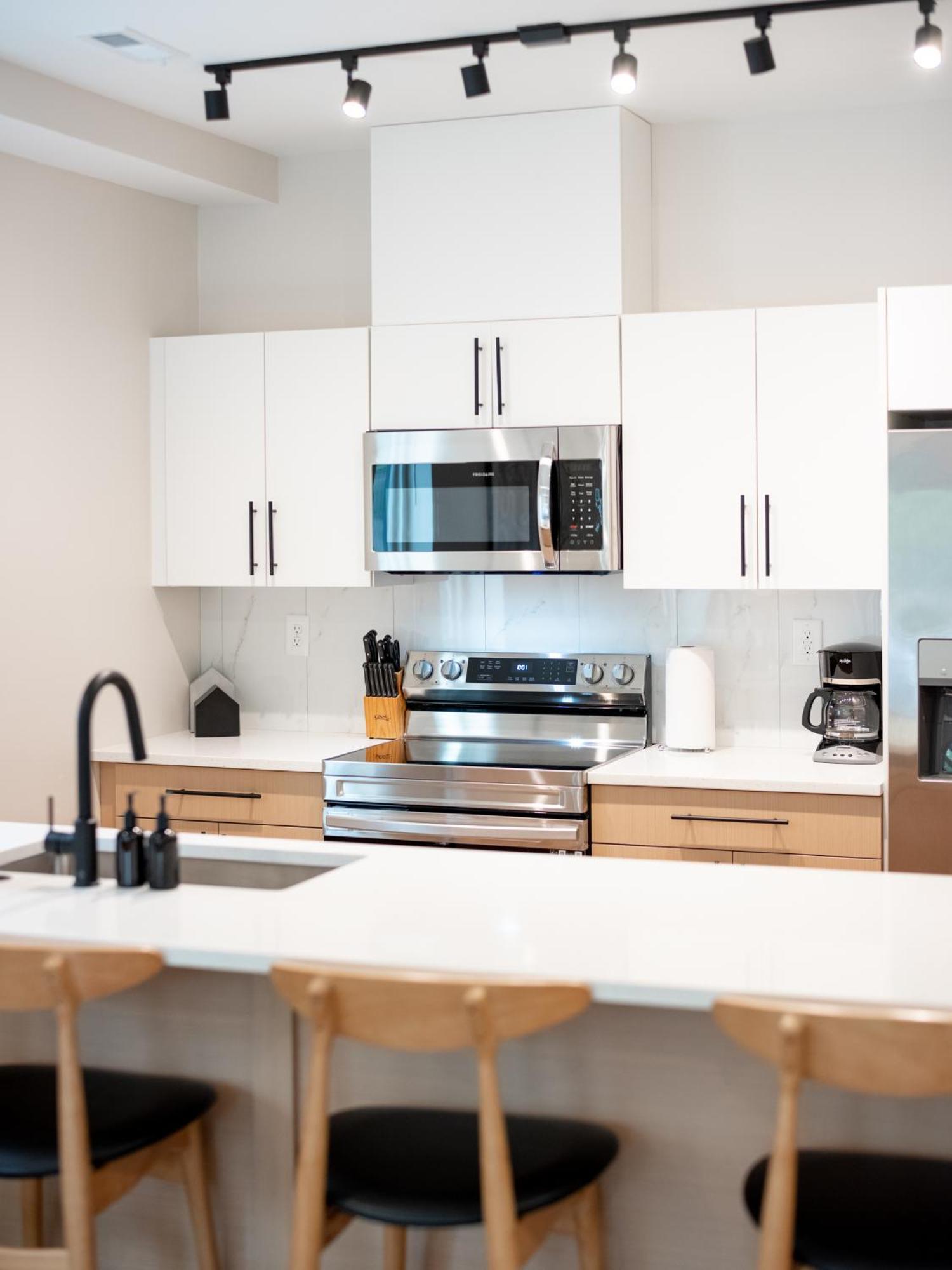 Apartment Winton Flats By Milapad