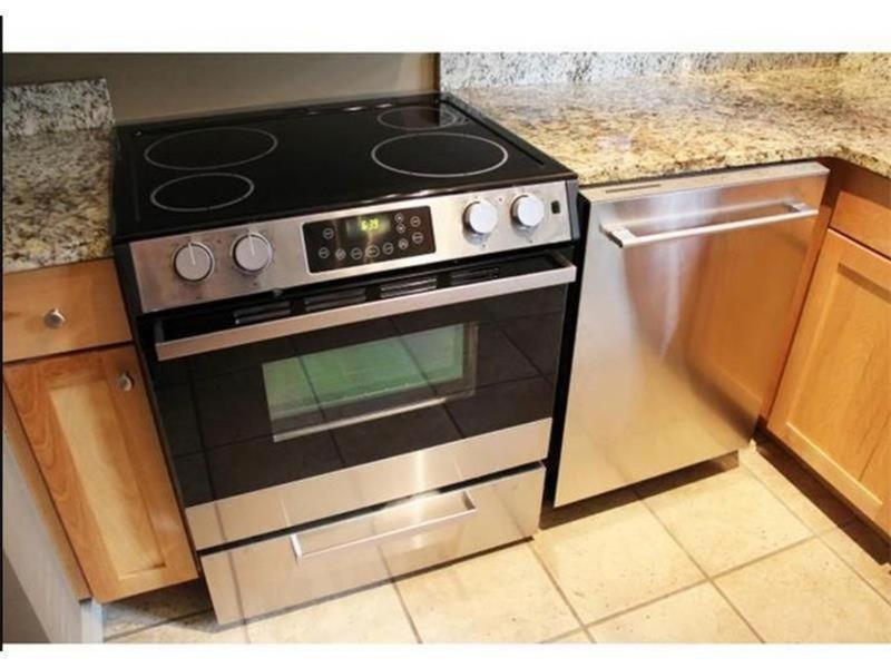 Apartment Cozy Minutes From Downtown Atl