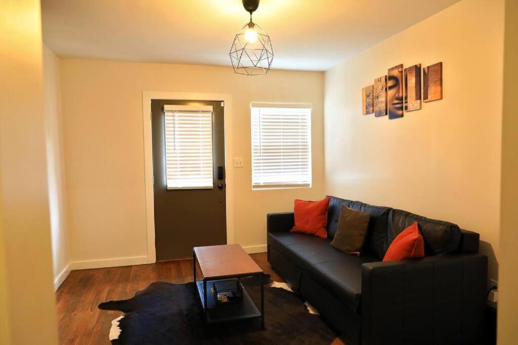 Cozy Minutes From Downtown Atl