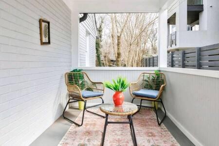 Pet Friendly Steps To Inman Park