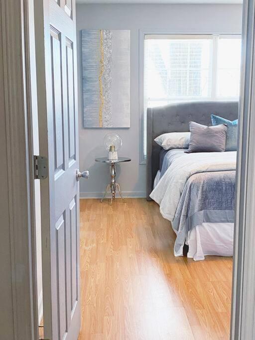 Entire Downtown Atl! Walk To Gwcc And More! Holiday home