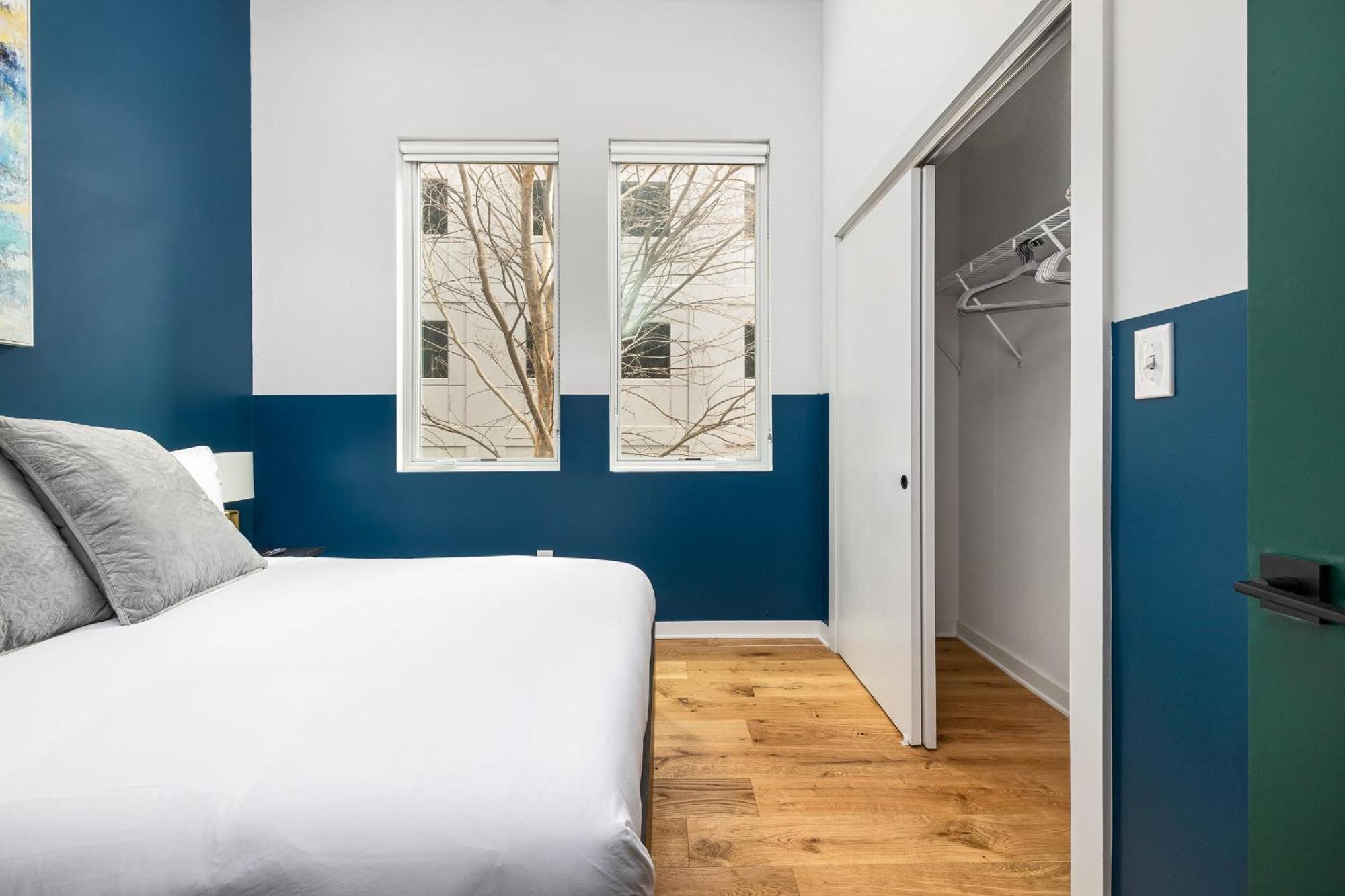 Verdant Statuesque Intimate Acropolis Views Of Famous Park Apartment