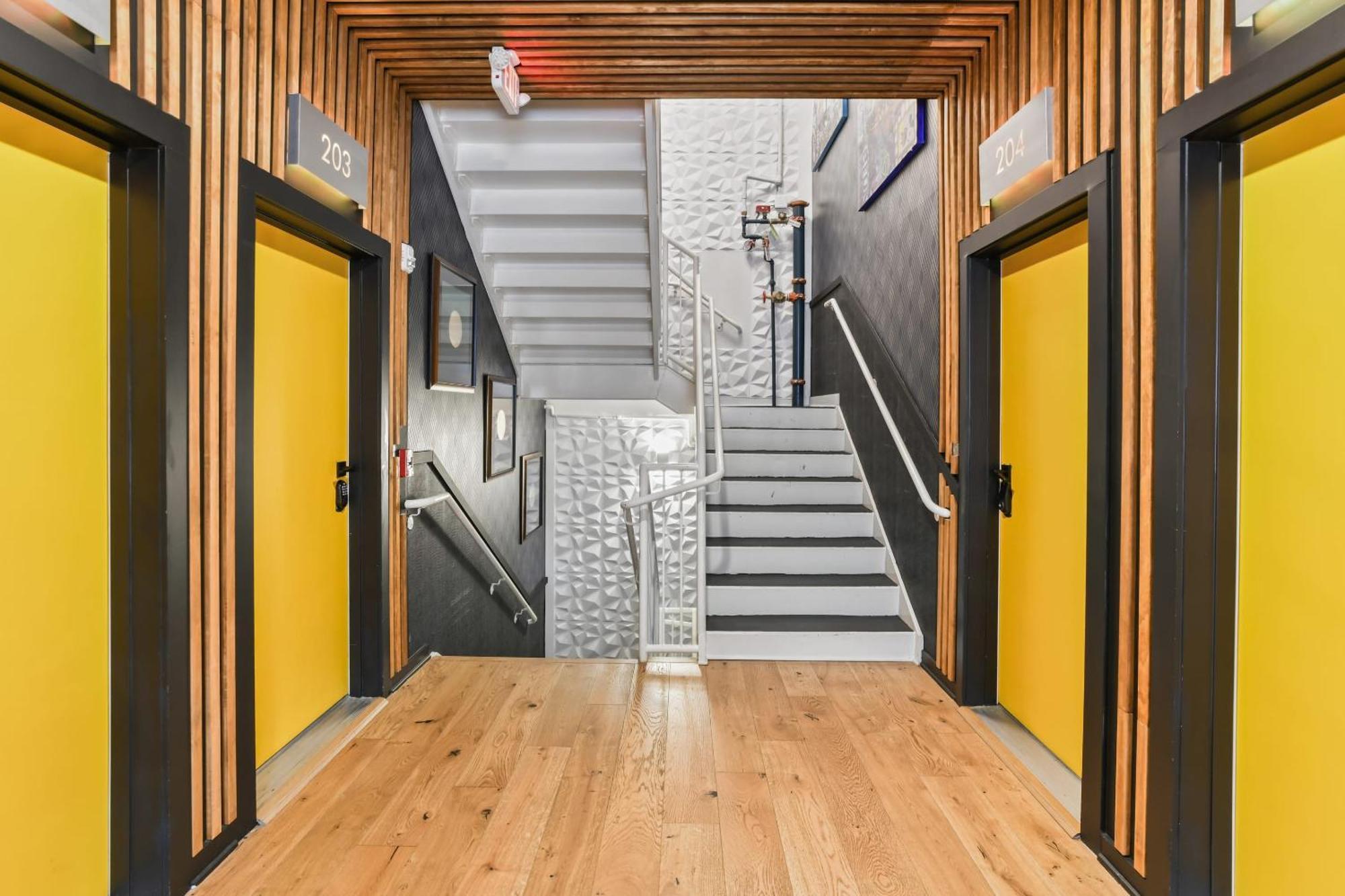 Apartment Stupendous Heart Of Piedmont Park Two Story Loft *