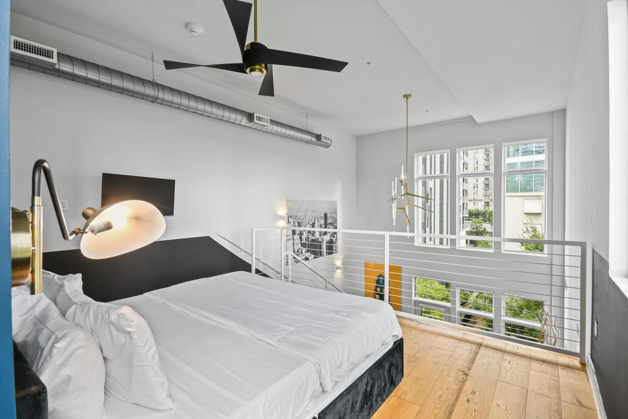 Stupendous Heart Of Piedmont Park Two Story Loft
