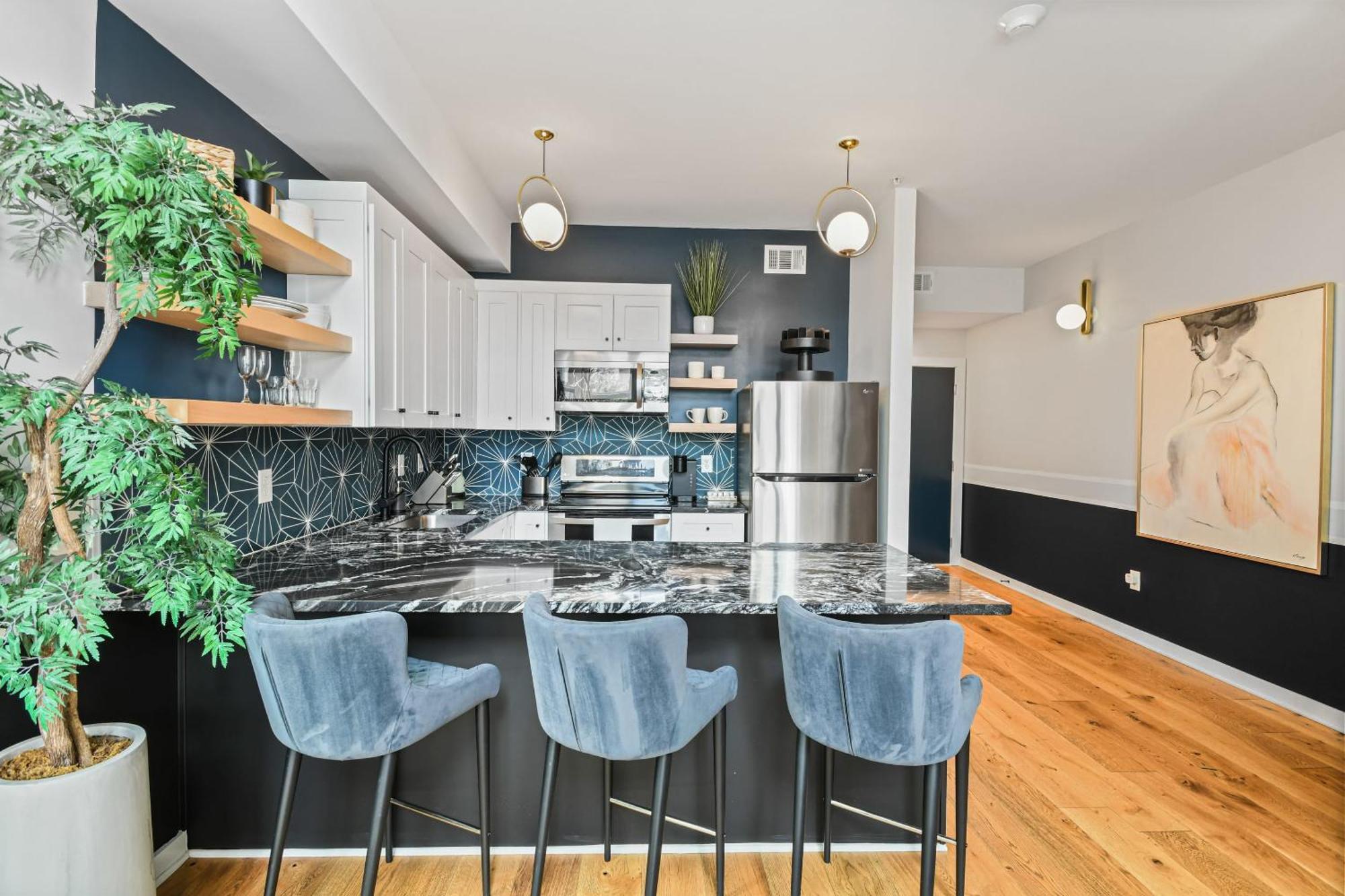 Stupendous Heart Of Piedmont Park Two Story Loft Apartment *