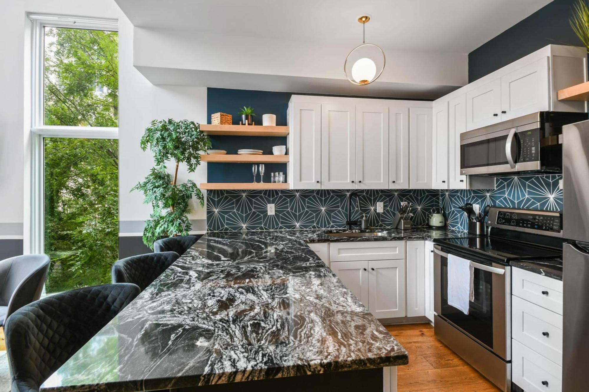 Stupendous Heart Of Piedmont Park Two Story Loft Apartment *