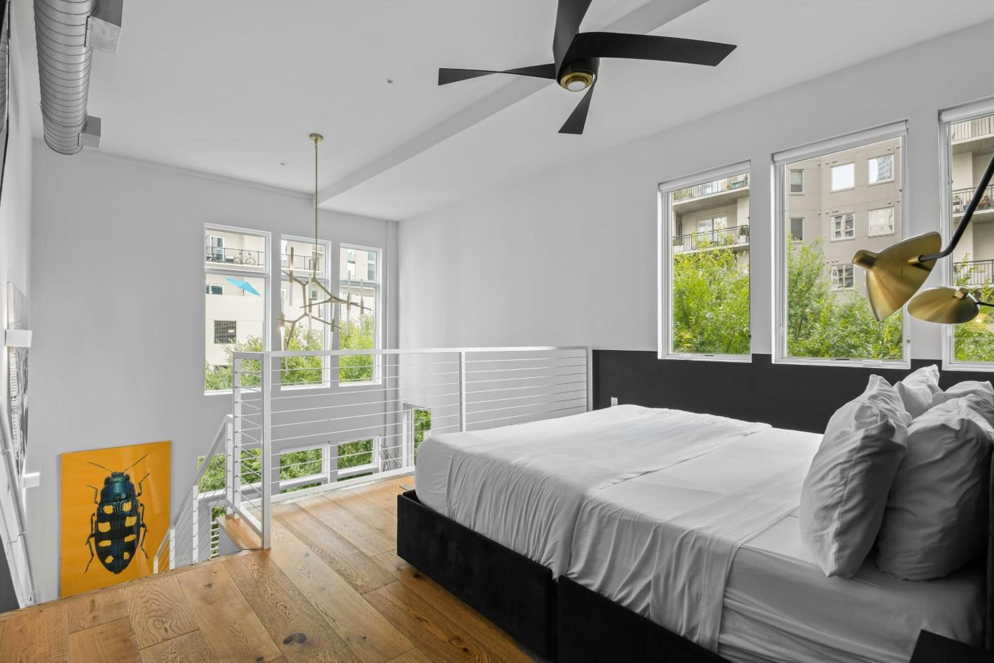 Stupendous Heart Of Piedmont Park Two Story Loft *