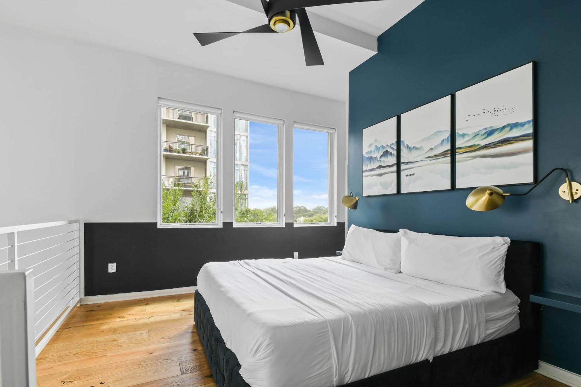 Apartment Stupendous Heart Of Piedmont Park Two Story Loft *