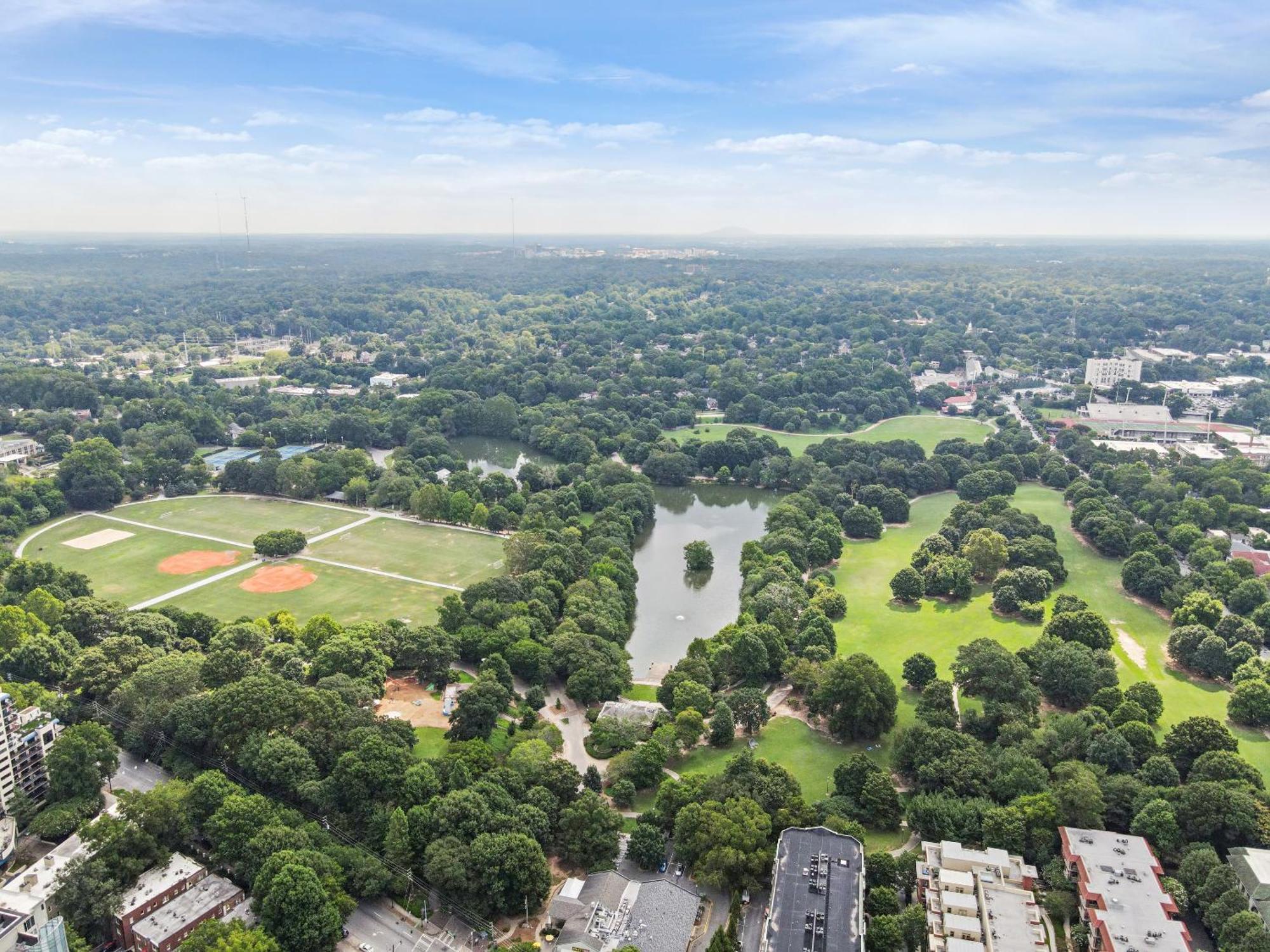 Stupendous Heart Of Piedmont Park Two Story Loft Apartment *