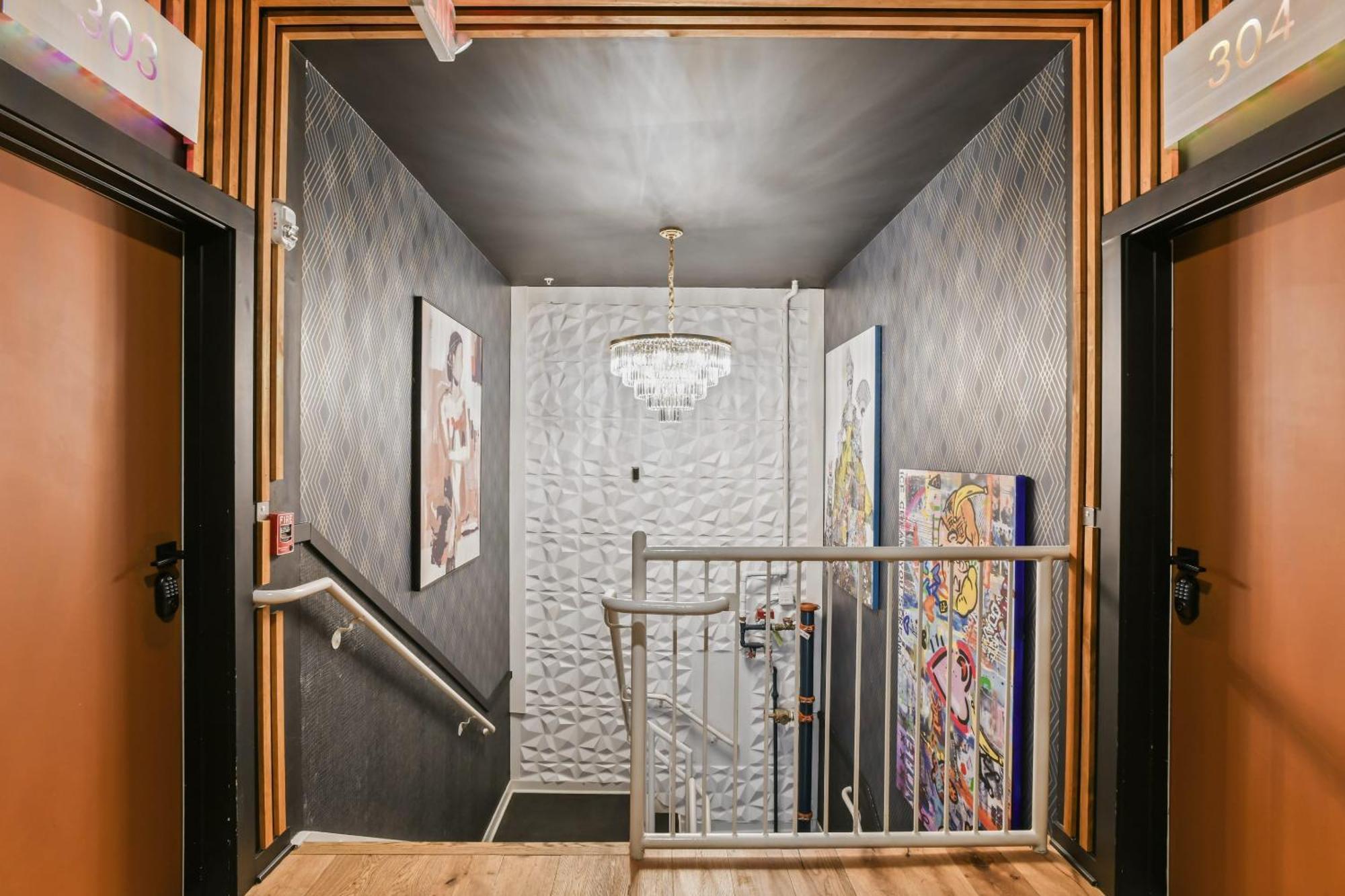 Apartment Stupendous Heart Of Piedmont Park Two Story Loft *