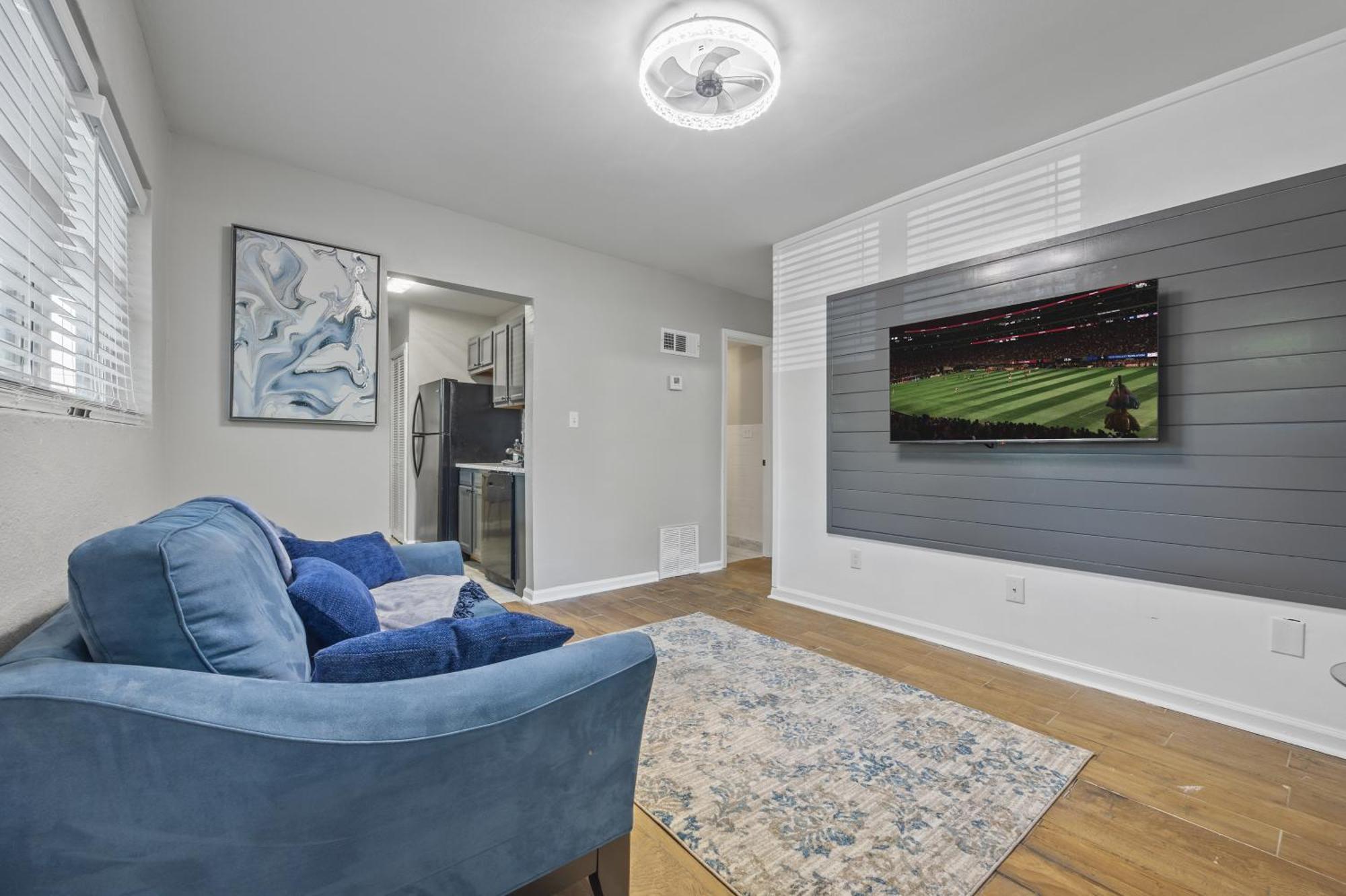 Holiday home 5mins To Mercedes-benz Stadium & Parking