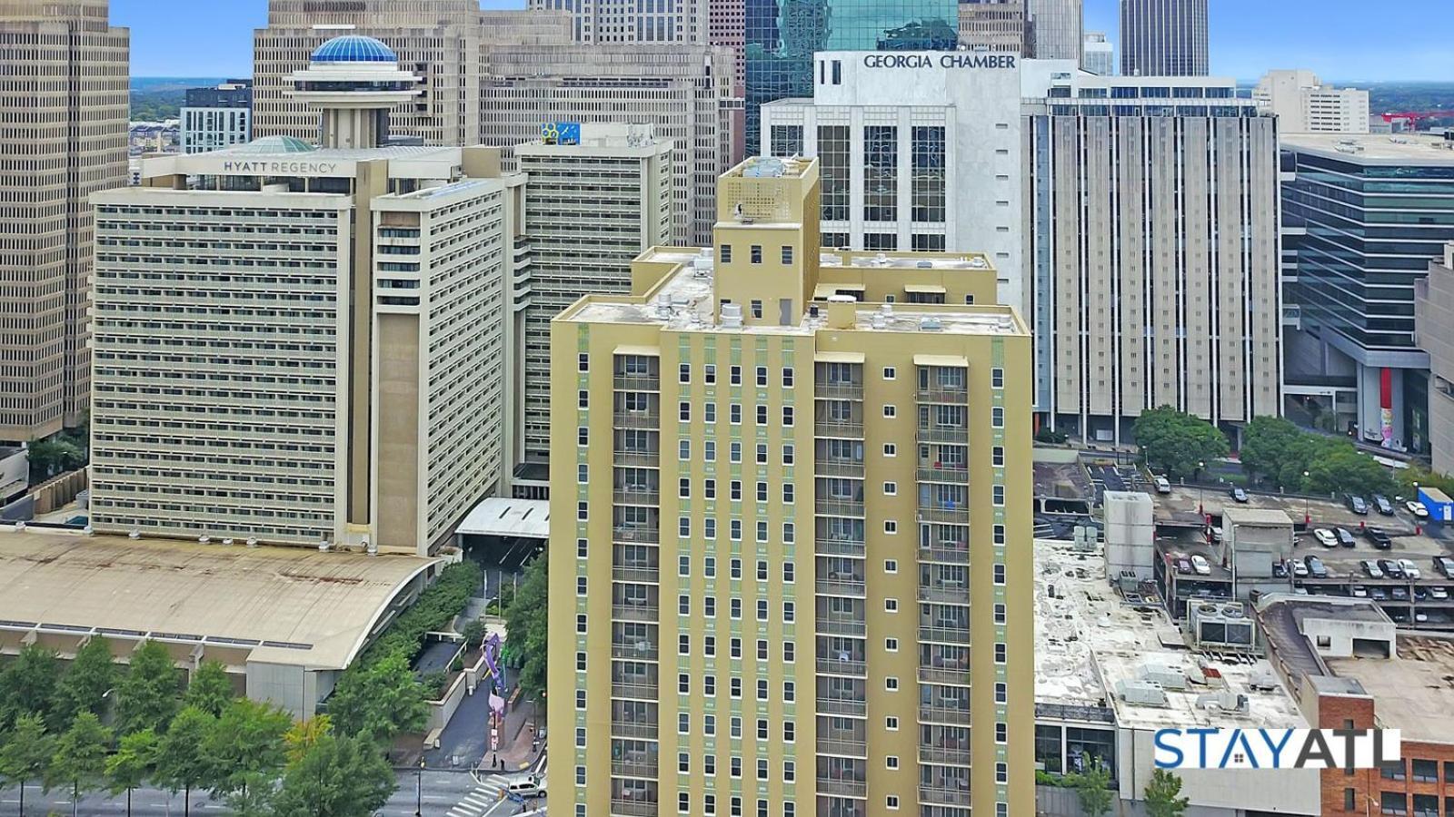 Downtown 1 Bedroom High Rise With Balcony Atlanta