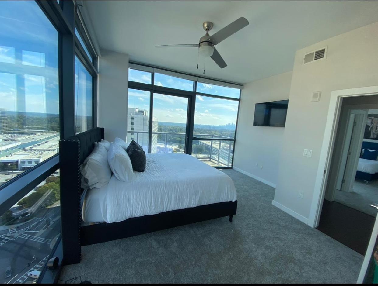 Buckhead Penthouse In The Sky
