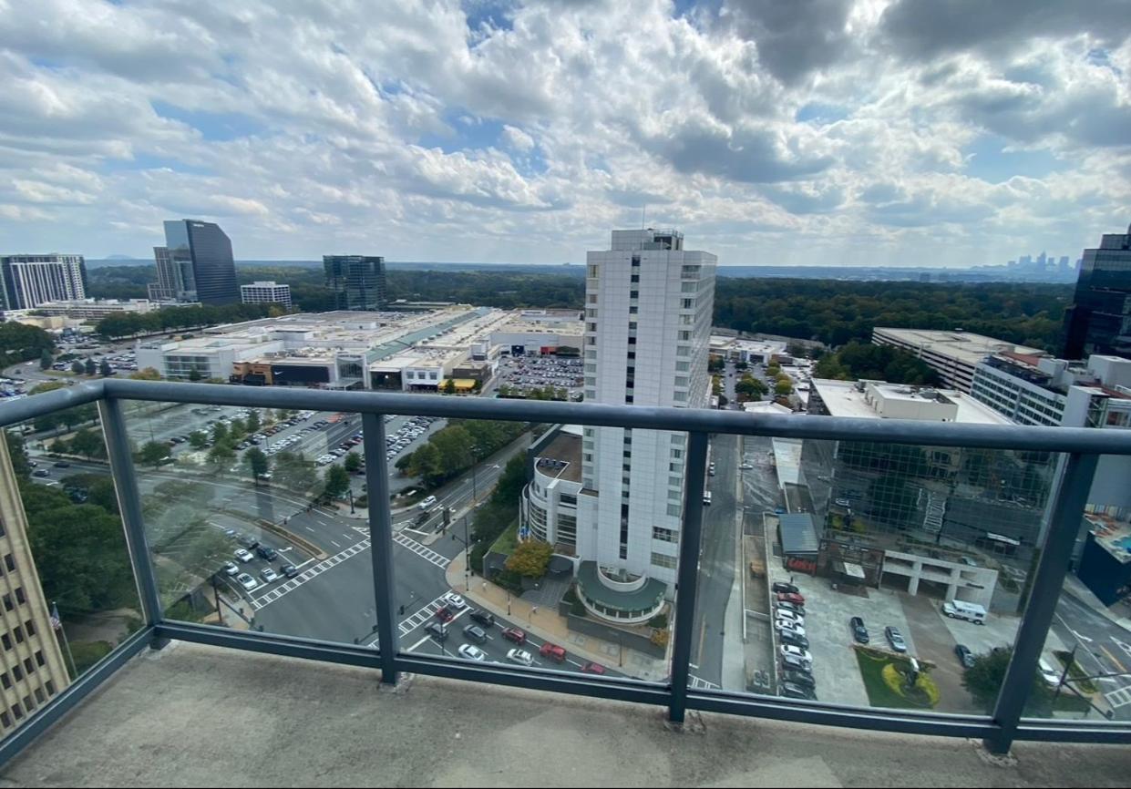 Buckhead Penthouse In The Sky *