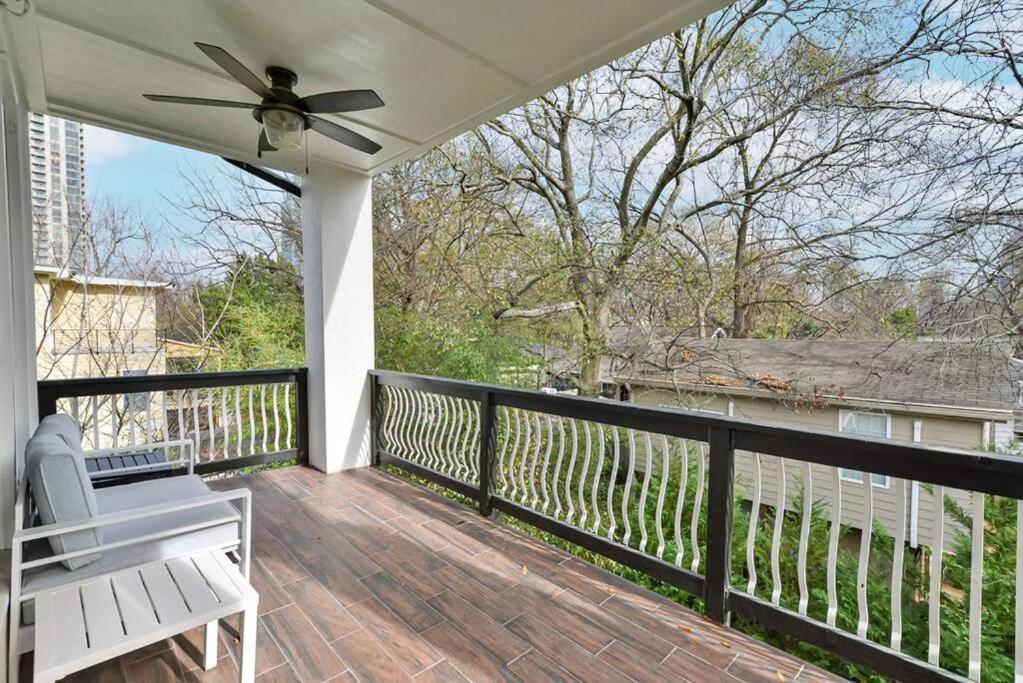 Modern Rooftop In Midtown Atlanta
