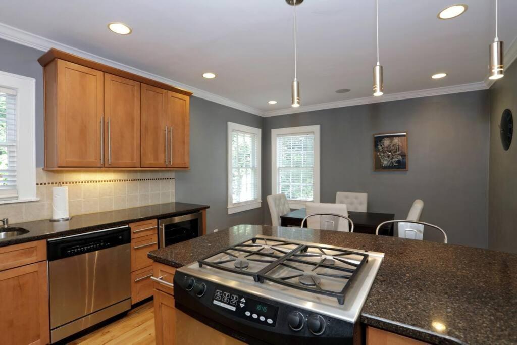 Holiday home Gem In Midtown 4bedroom Home-11 Atlanta