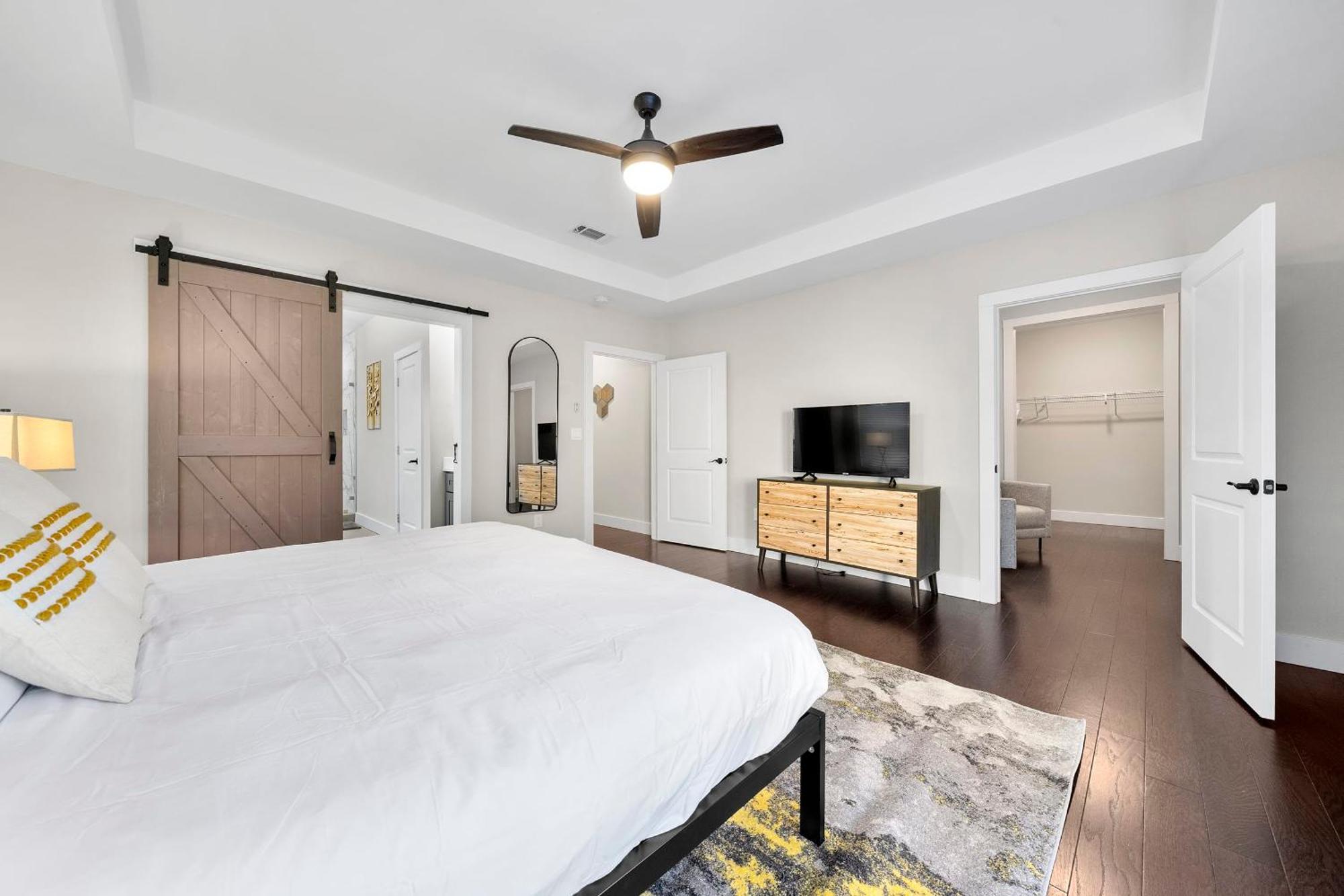 Family Friendly New Luxury Centrally Located Atlanta