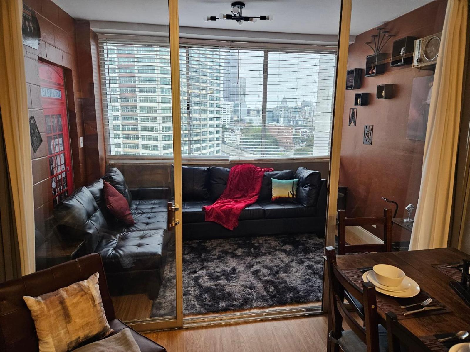 Perfect Dtwn 2 Bed With Cali King Bed And Gym *