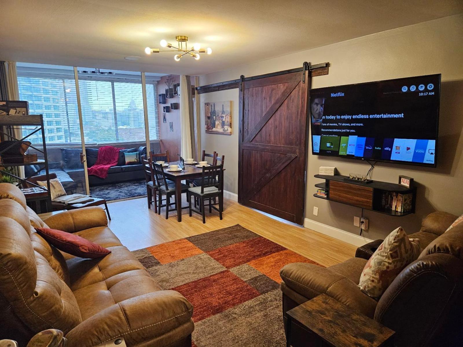 Perfect Dtwn 2 Bed With Cali King Bed And Gym