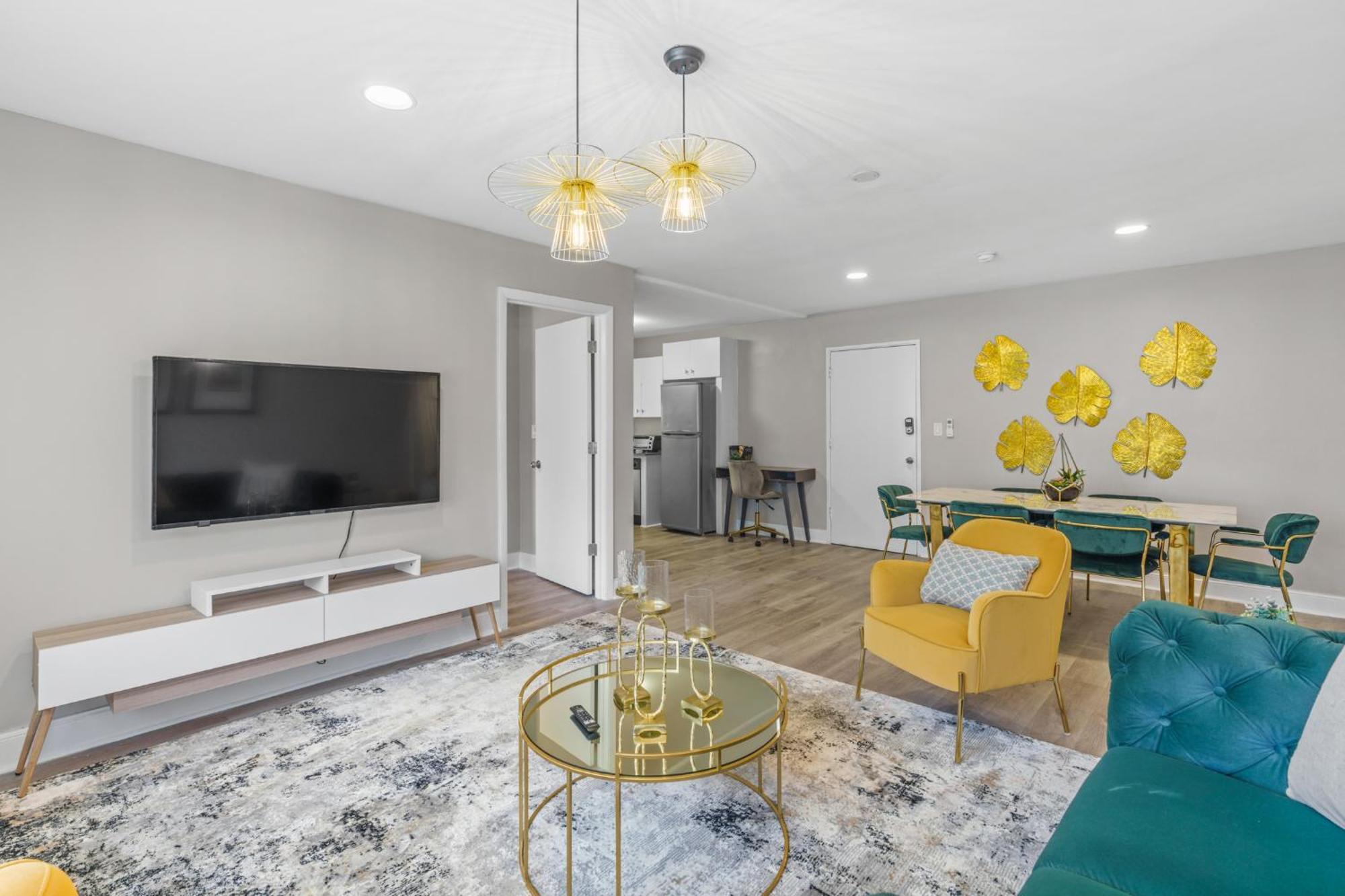Apartment House At Phipps Atlanta