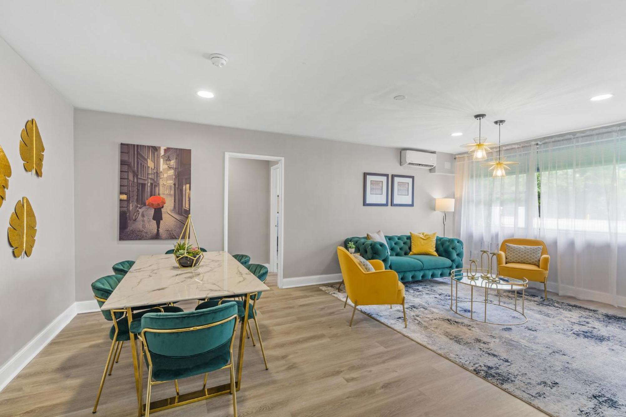 House At Phipps Apartment