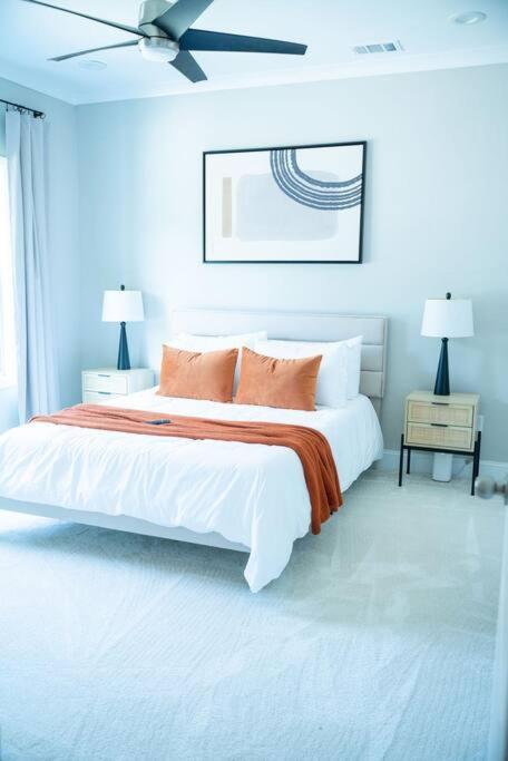 Brand New: Urban Oasis 5 Min From Mercedes Benz *
