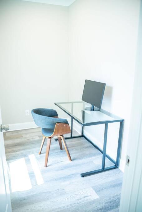 Brand New: Urban Oasis 5 Min From Mercedes Benz Holiday home Atlanta