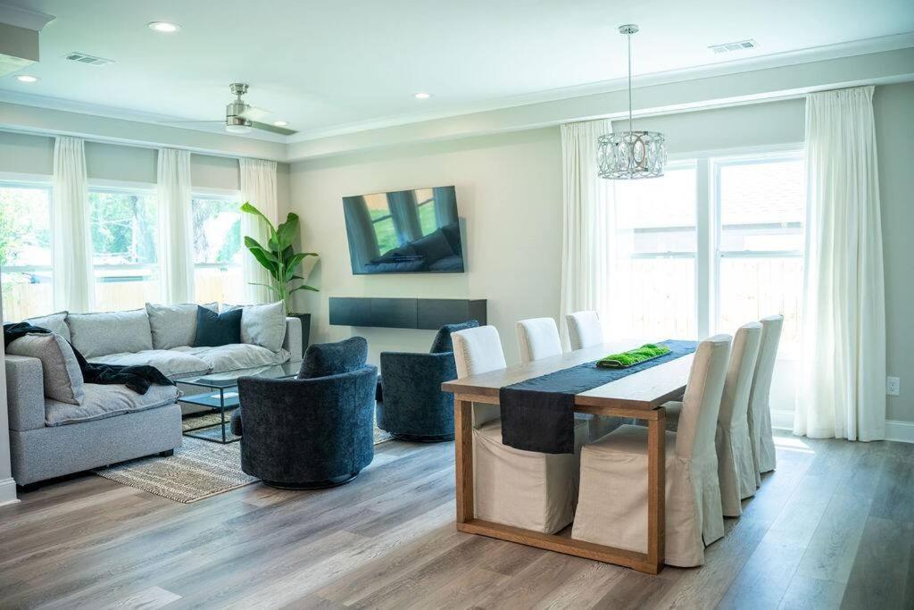 Brand New: Urban Oasis 5 Min From Mercedes Benz Atlanta