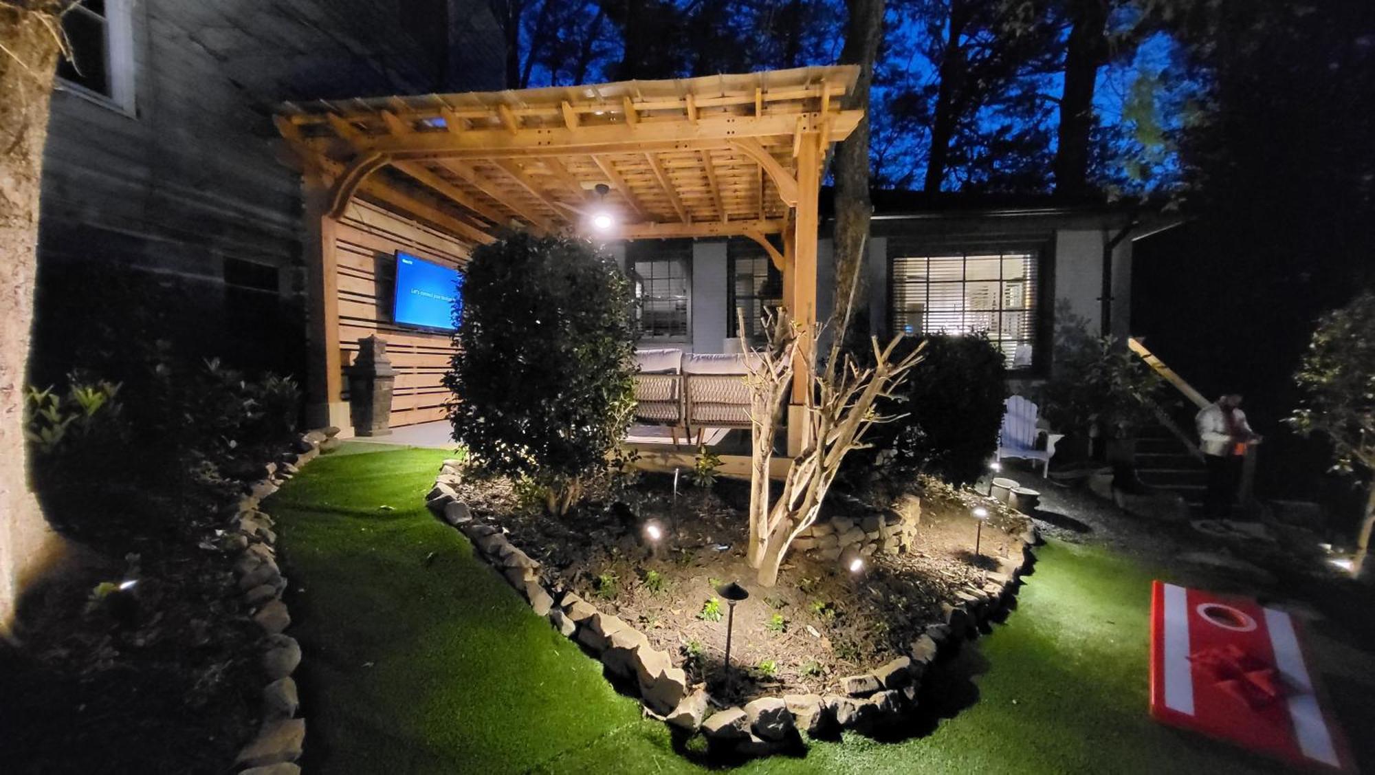 Pine - Luxe Near Everything Hot Tub Patio Holiday home Atlanta