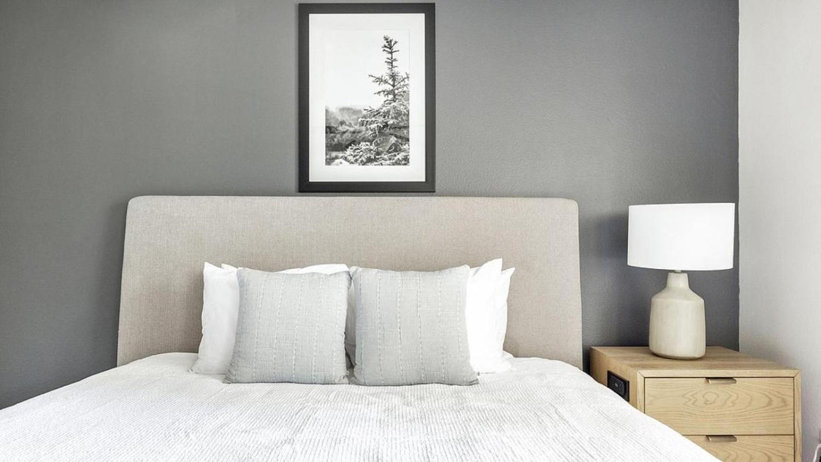 Landing Modern With Amazing Amenities Apartment