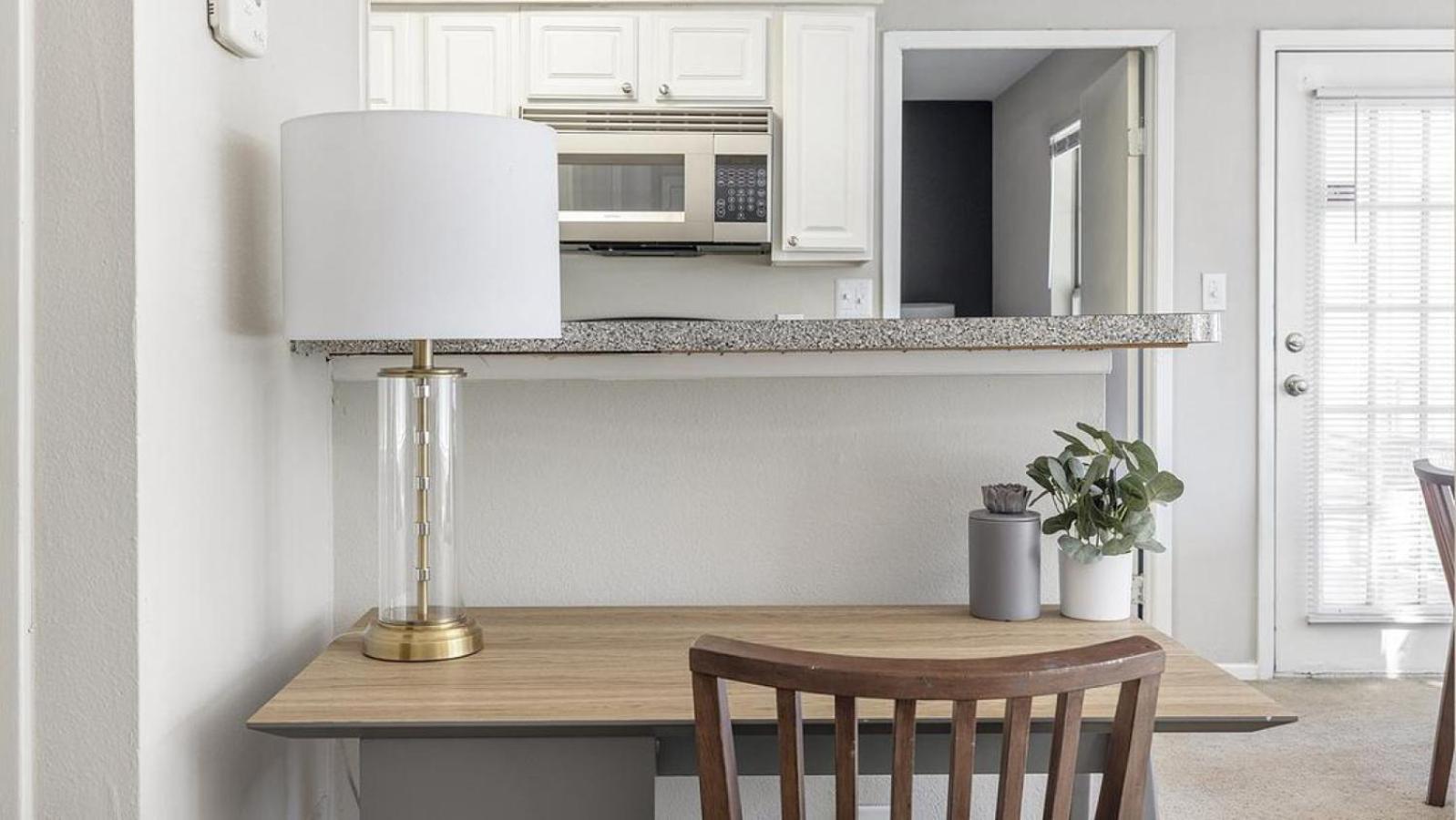 Landing Modern With Amazing Amenities *