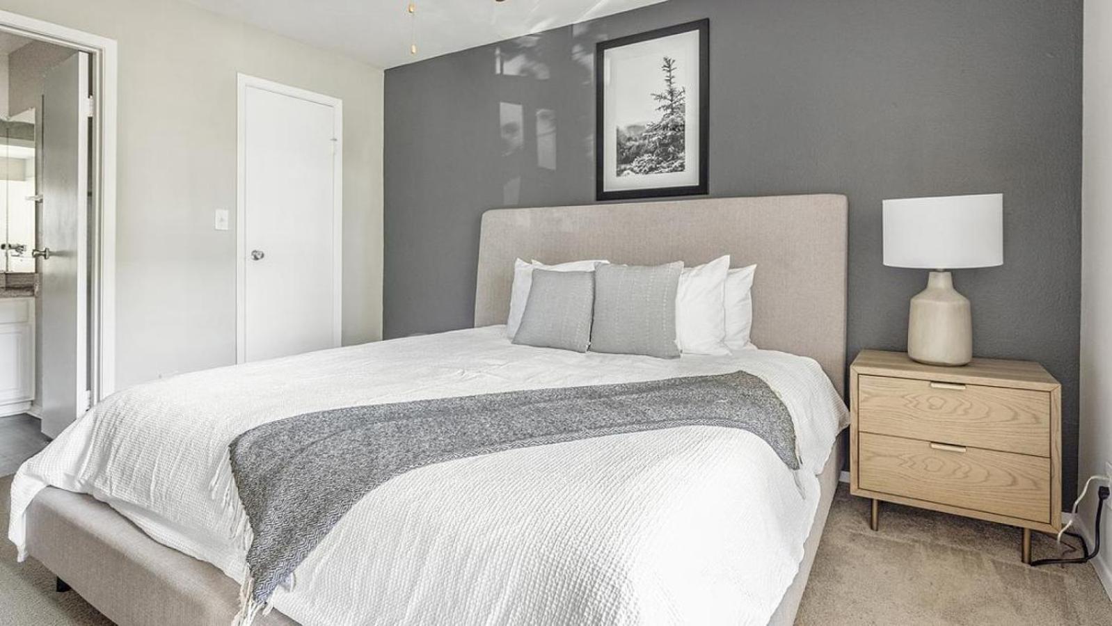Landing Modern With Amazing Amenities *