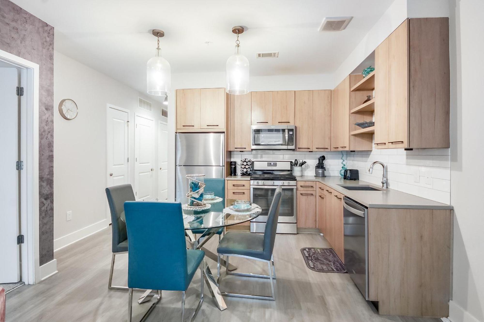 Modern Getaway Minutes From Truist Park! Atlanta